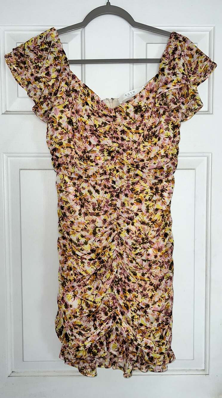 ASTR the Label dress floral ruched chiffon minidress - size S - OE